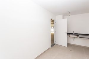 Image 62 - 865728