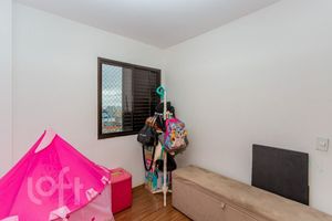 Image 33 - 865782