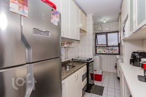 Image 22 - 865782