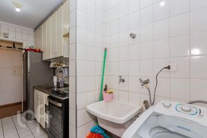 Image 31 - 865782