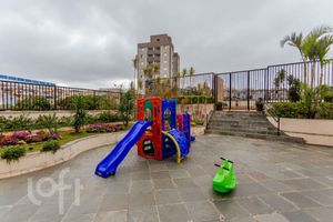 Image 42 - 865782