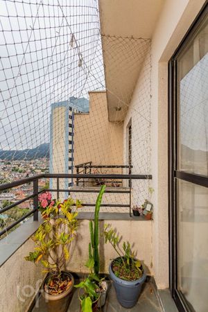 Image 16 - 865782