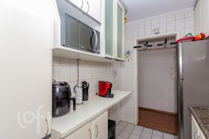 Image 25 - 865782