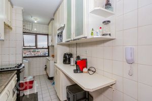Image 23 - 865782