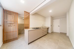 Image 18 - 865787