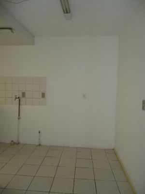 Image 3 - 865812