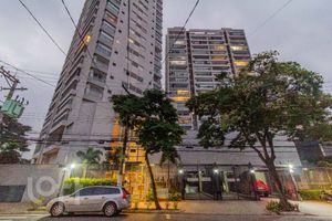 Image 71 - 865825