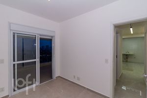 Image 17 - 865825