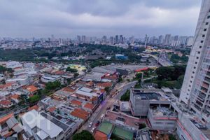 Image 26 - 865825