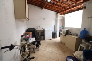 Image 16 - 865849