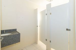 Image 11 - 865853