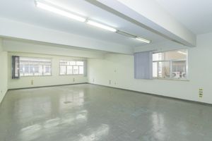 Image 1 - 865856