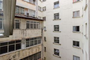 Image 2 - 865856