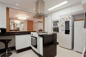 Image 13 - 865858