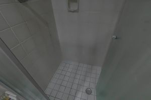 Image 16 - 865860