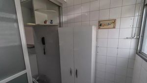 Image 23 - 865860