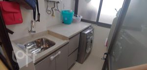 Image 12 - 865862