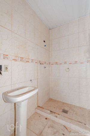 Image 13 - 865879