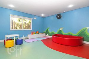Image 19 - 865886