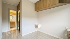 Image 13 - 865886
