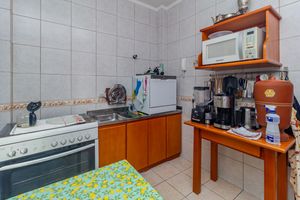 Image 32 - 865902