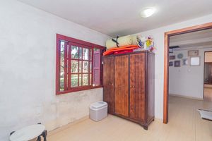 Image 17 - 865907