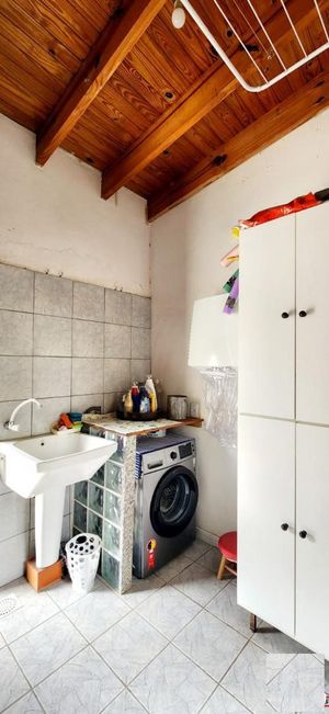 Image 20 - 865907