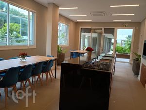 Image 2 - 865908