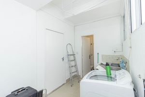 Image 39 - 865913