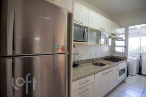 Image 7 - 865915