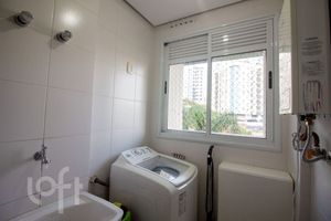 Image 9 - 865915