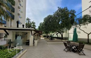 Image 25 - 865915