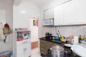 Image 16 - 865918