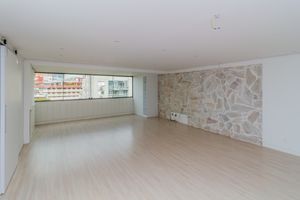 Image 10 - 865932