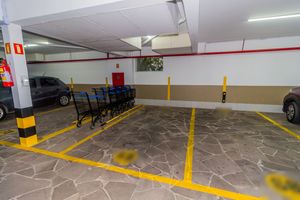 Image 32 - 865932