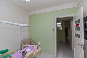 Image 7 - 865942