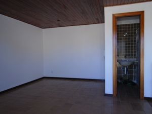 Image 16 - 865960