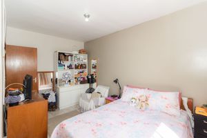 Image 7 - 865982