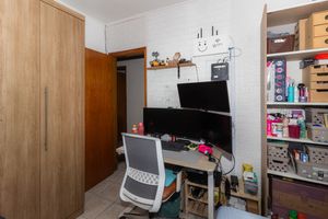 Image 16 - 865982
