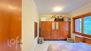 Image 34 - 865992