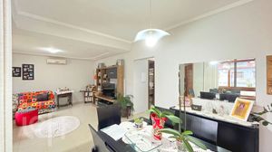 Image 6 - 865992