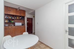 Image 20 - 866021