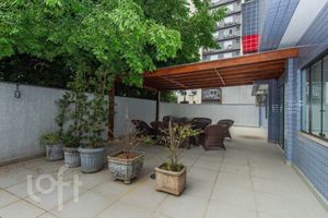 Image 26 - 866022