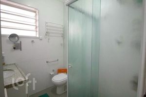 Image 32 - 866023
