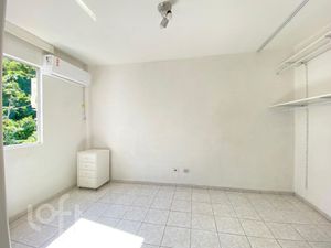 Image 9 - 866037