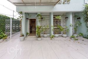 Image 38 - 866049