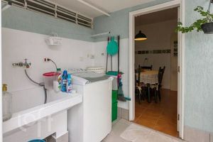 Image 32 - 866049