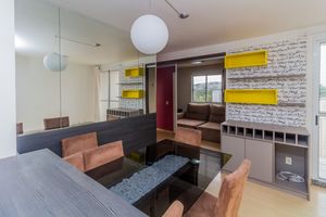 Image 9 - 866079