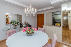 Image 10 - 866091