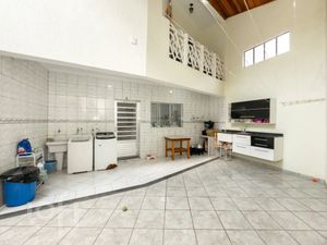 Image 32 - 866100